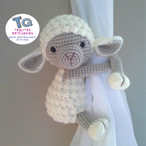 Oveja Sujeta Cortinas