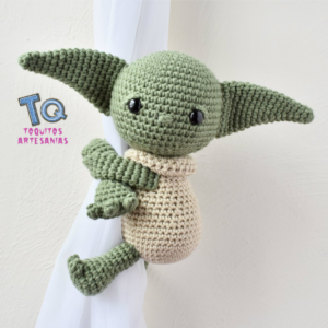 bebe Yoda Sujeta Cortinas