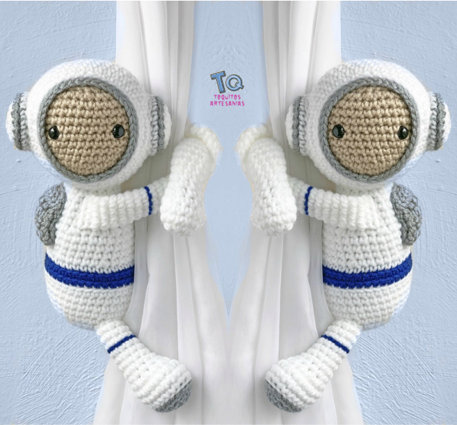 Astronauta Sujeta Cortinas - Imagen 3