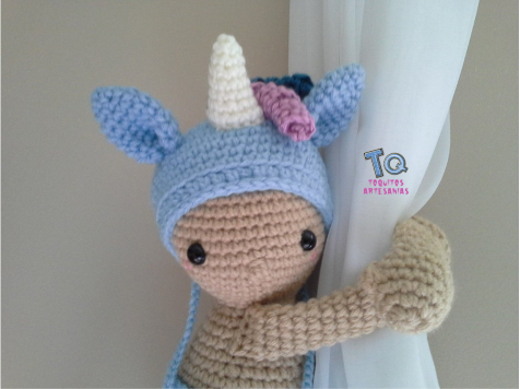 Bebe con traje Unicornio Sujeta Cortina - Imagen 3