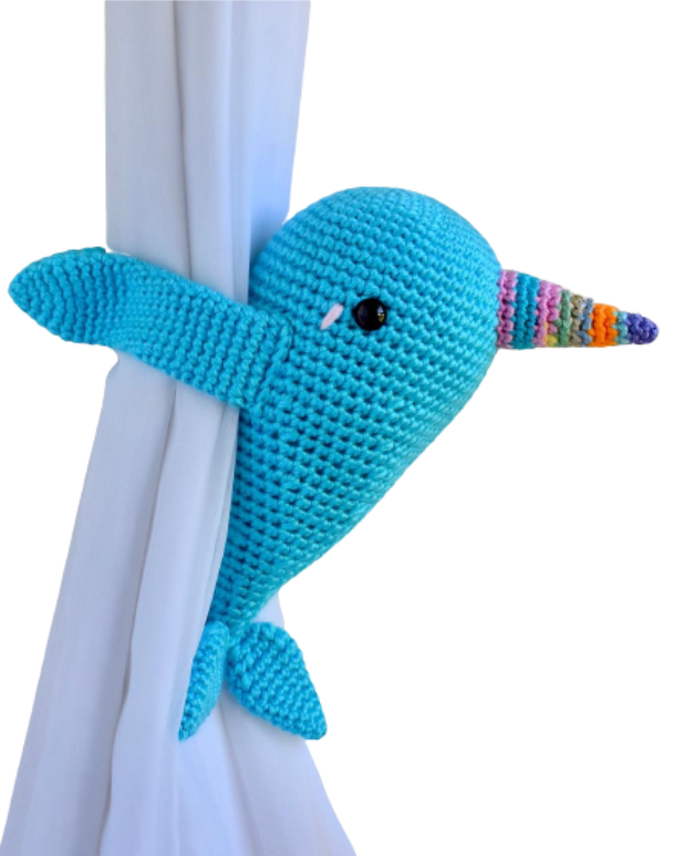 Ballena Sujeta Cortina