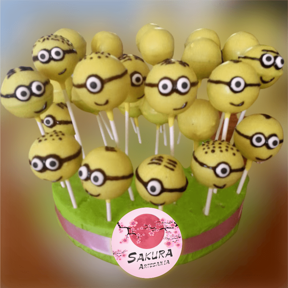 Cake pop Minions